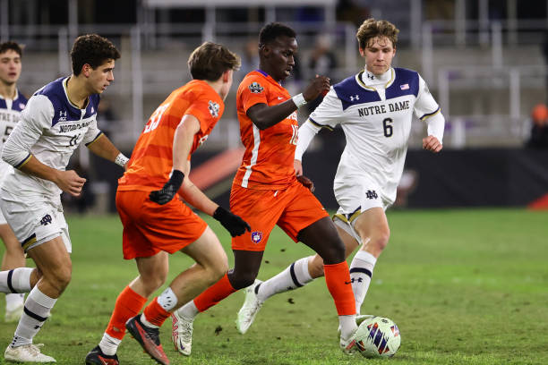 探讨这背后 探讨这背后