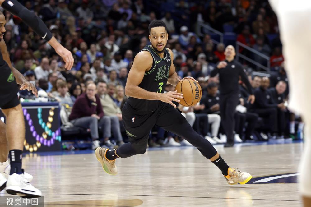 重返赛场的 重返赛场的